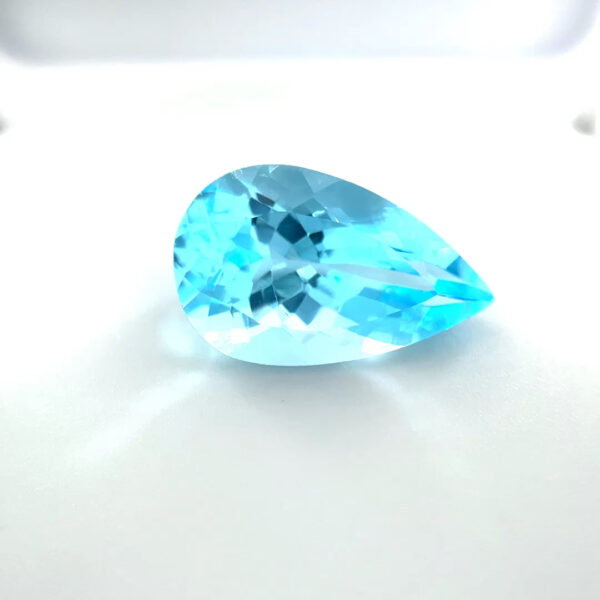 Topás 13,58ct